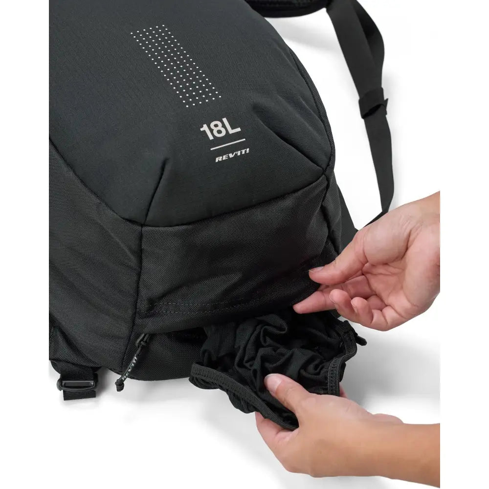 REV’IT! Traject 18L Backpack Black