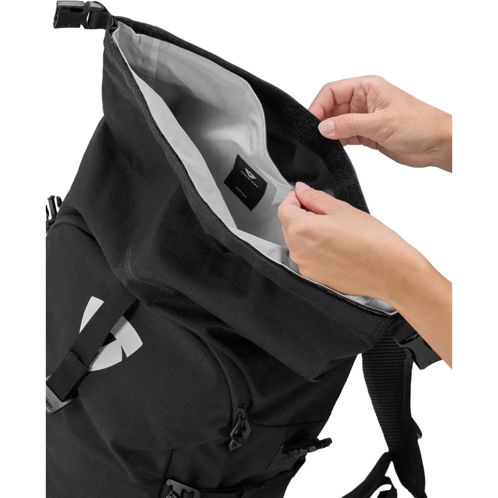 REV’IT! Vastour H2O 26L Backpack Black